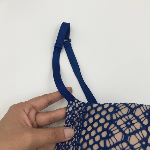 Victorias Secret Very Sexy Lightly Lined Plunge Bra Beige Blue Lace Sz 34D Wired - Picture 5 of 12